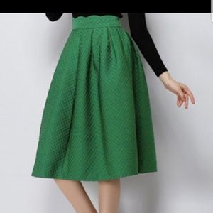 High Waisted Scallop Midi Full Skirt